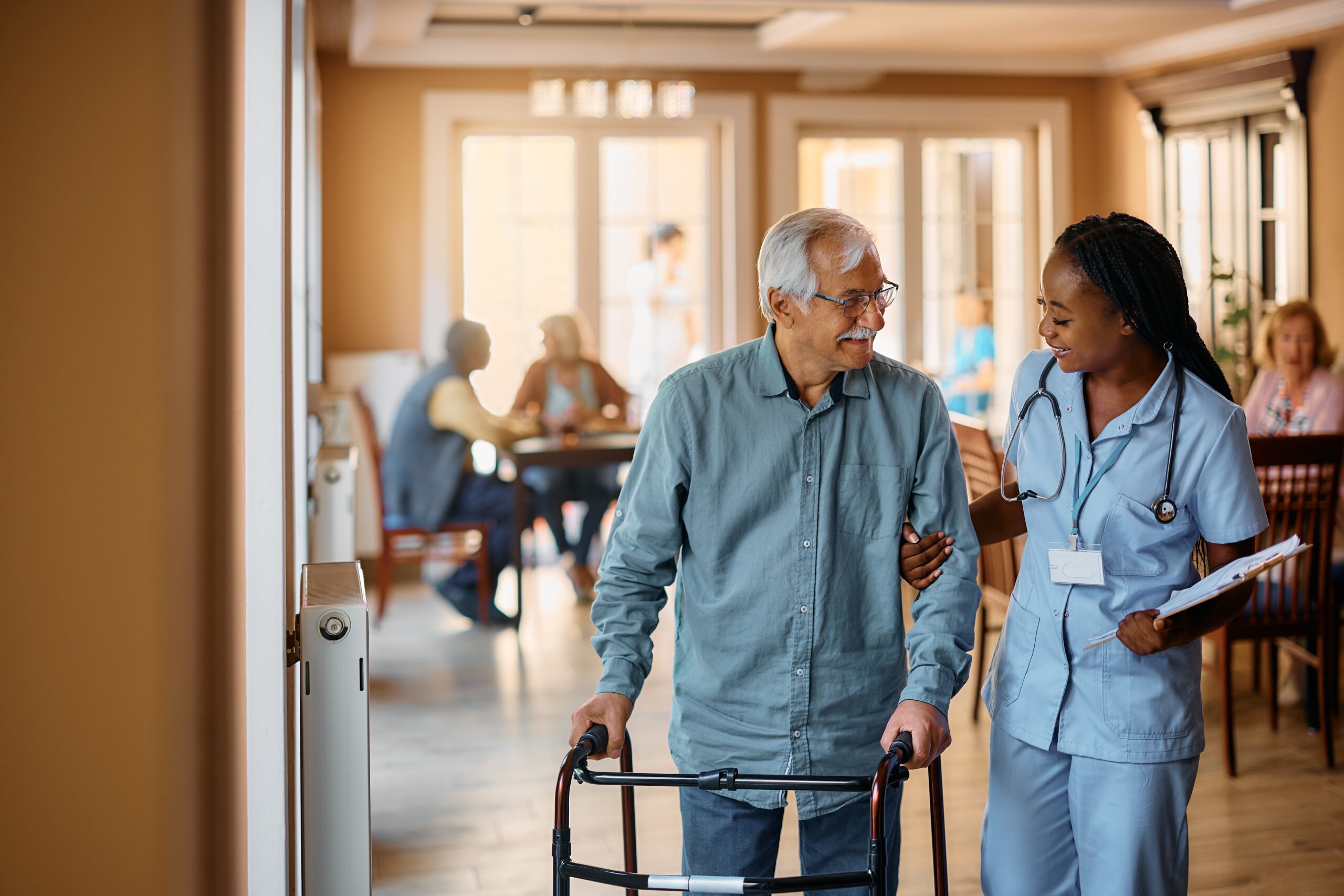 Assisted Living vs. Memory Care: What’s the Difference?